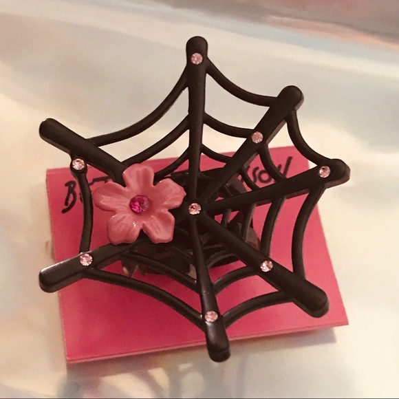 Betsey Johnson Jewelry - Spider ring pink flower vintage Betsey Johnson
